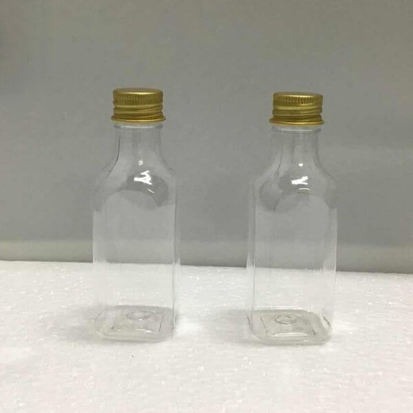 בקבוקי פלסטיק שקופים למילוי