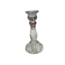 פמוט זכוכית מעוצב עם דפוס ספירלי